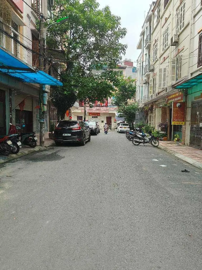 Phân lô Hoàng Quốc Việt 3 ô tô tránh. 40/46m2. 5T. 8pn. Lắp được thang máy. 13.5tỷ LH em 0362 889 ***