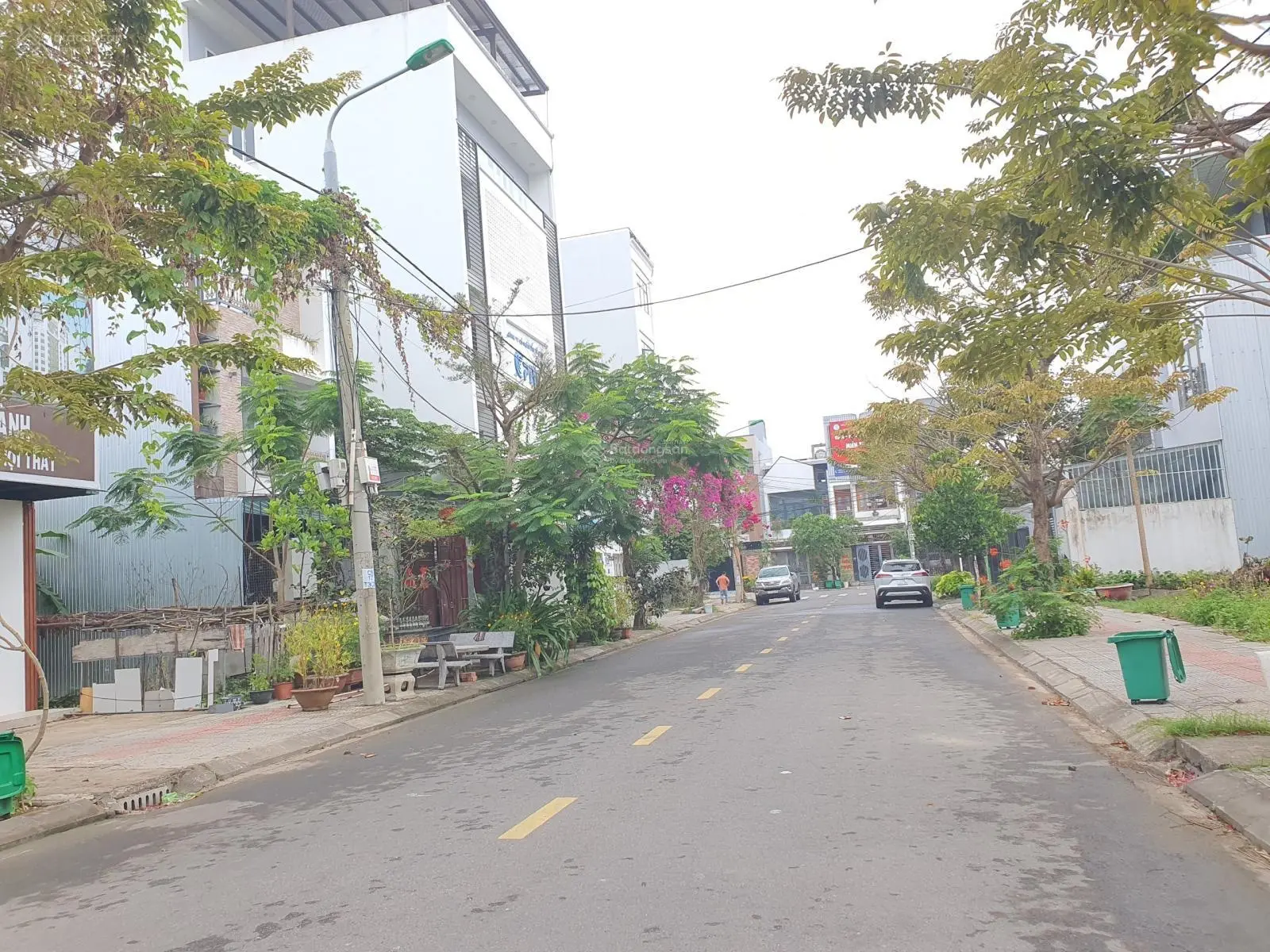 BÁN ĐẤT ĐƯỜNG TRUNG LƯƠNG 10 , TÂY BẮC , 10OM2 - HOÀ XUÂN , CẨM LỆ .