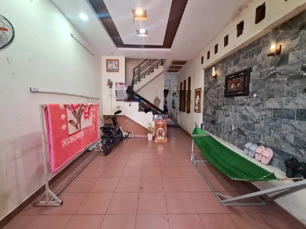 Ngộp bank bán gấp nhà 2T - 135m2 3PN, ngay cầu vượt Gò Dưa, sát bên trường THCS Tam Bình Tp Thủ Đức