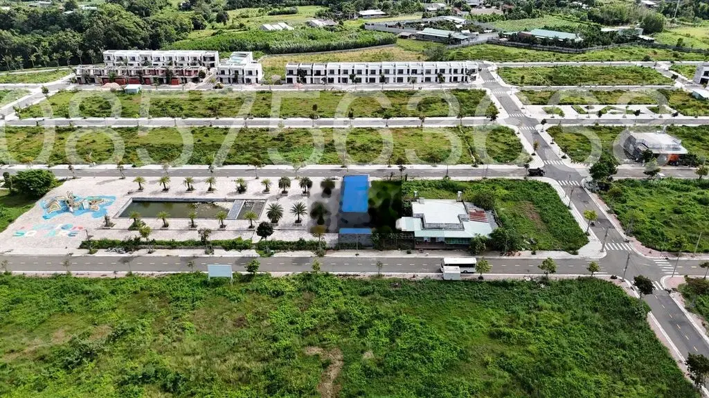 Thanh toán 300tr nhận ngay nền đất 104m2 thổ cư 100%