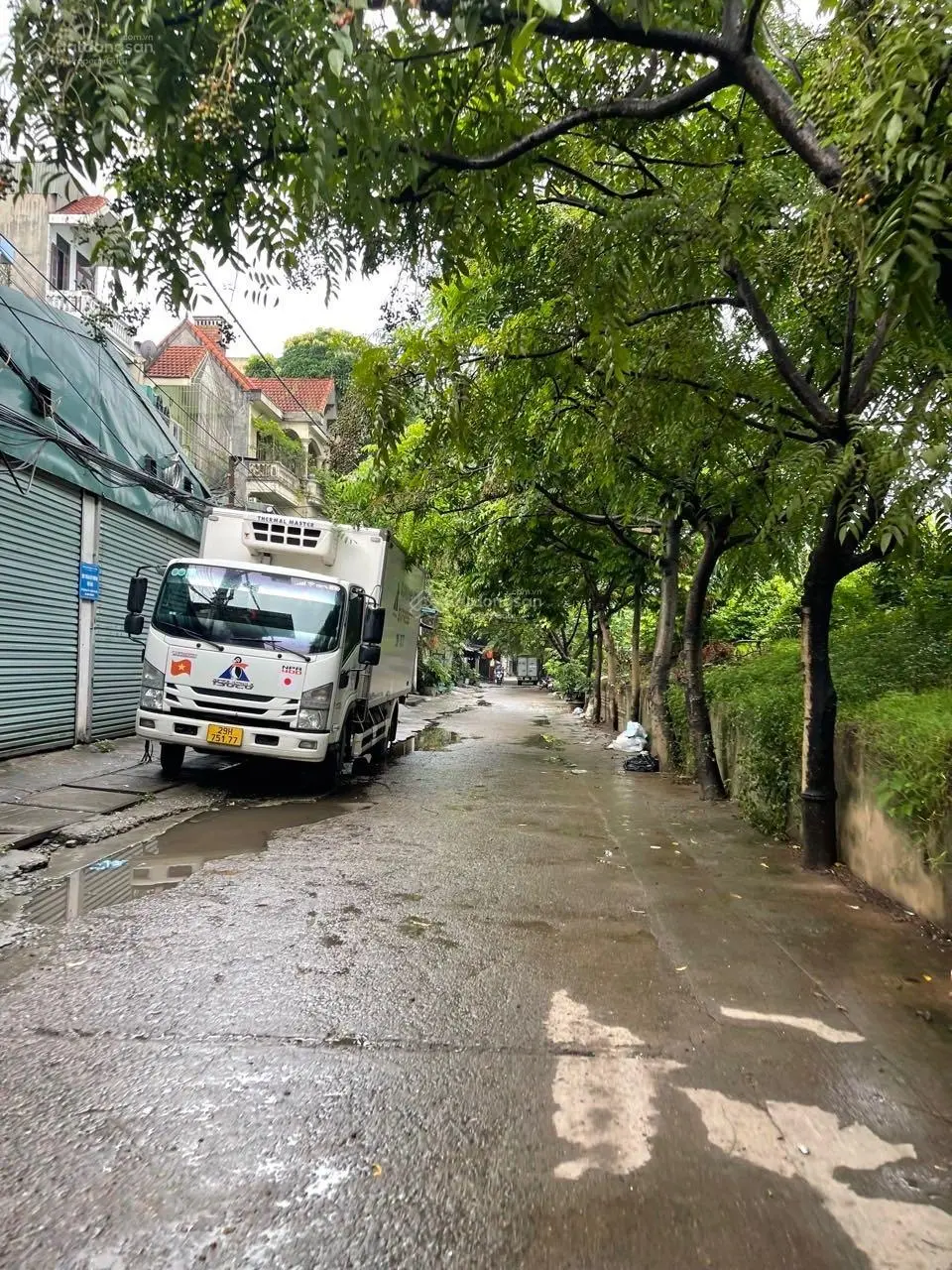 Chính chủ bán mảnh đất Hoàng Mai - Nguyễn Khoái ô tô vào nhà DT 37m - MT 4m - giá: 4.75 Tỷ