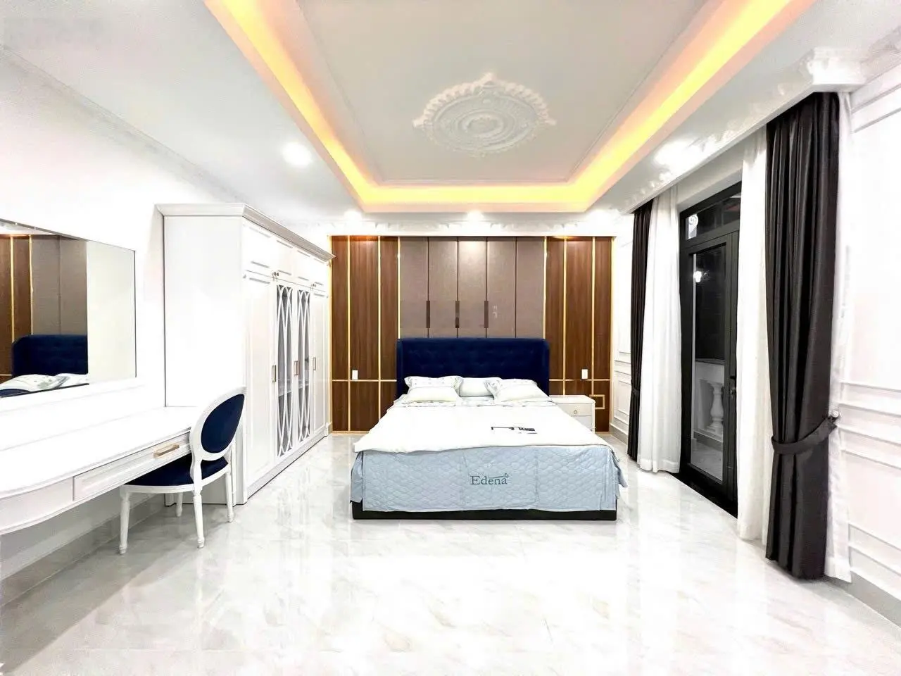 Chính chủ bán nhà sổ riêng 81m2 hoàn công 4 tầng full nội thất KDC Green Riverside gần Quận 7
