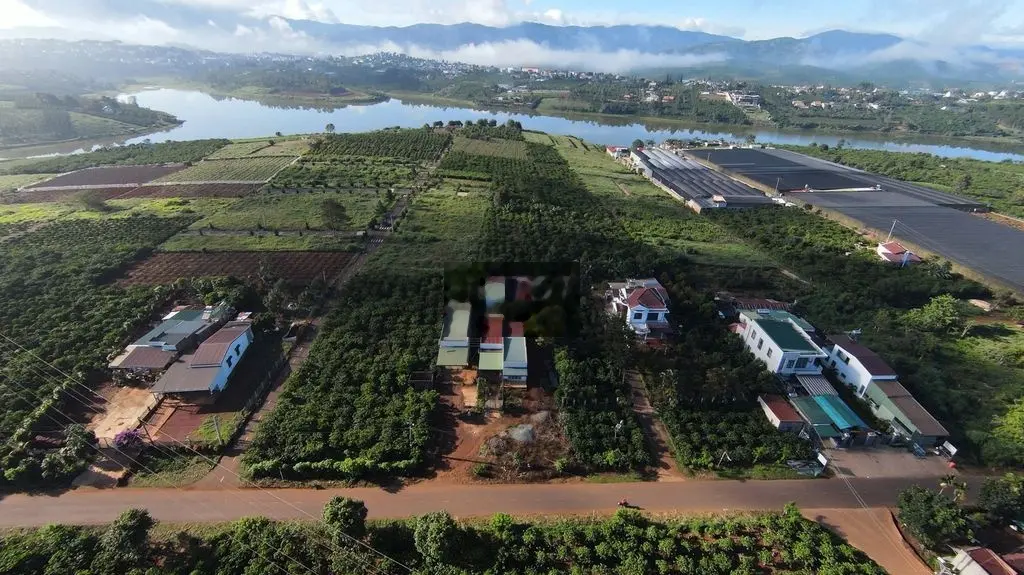 Cần bán gấp 7439m2 đất view hồ Tây Di Linh, lên được 4000m2 thổ cư
