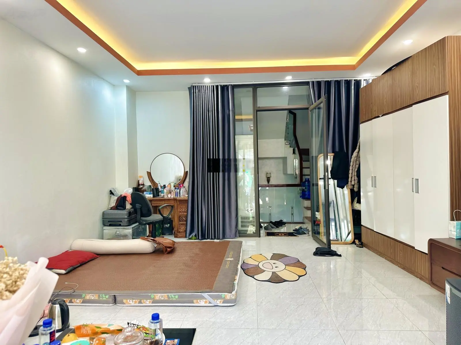 Bán căn nhà kinh doanh trục chính đường Phan Đình Phùng