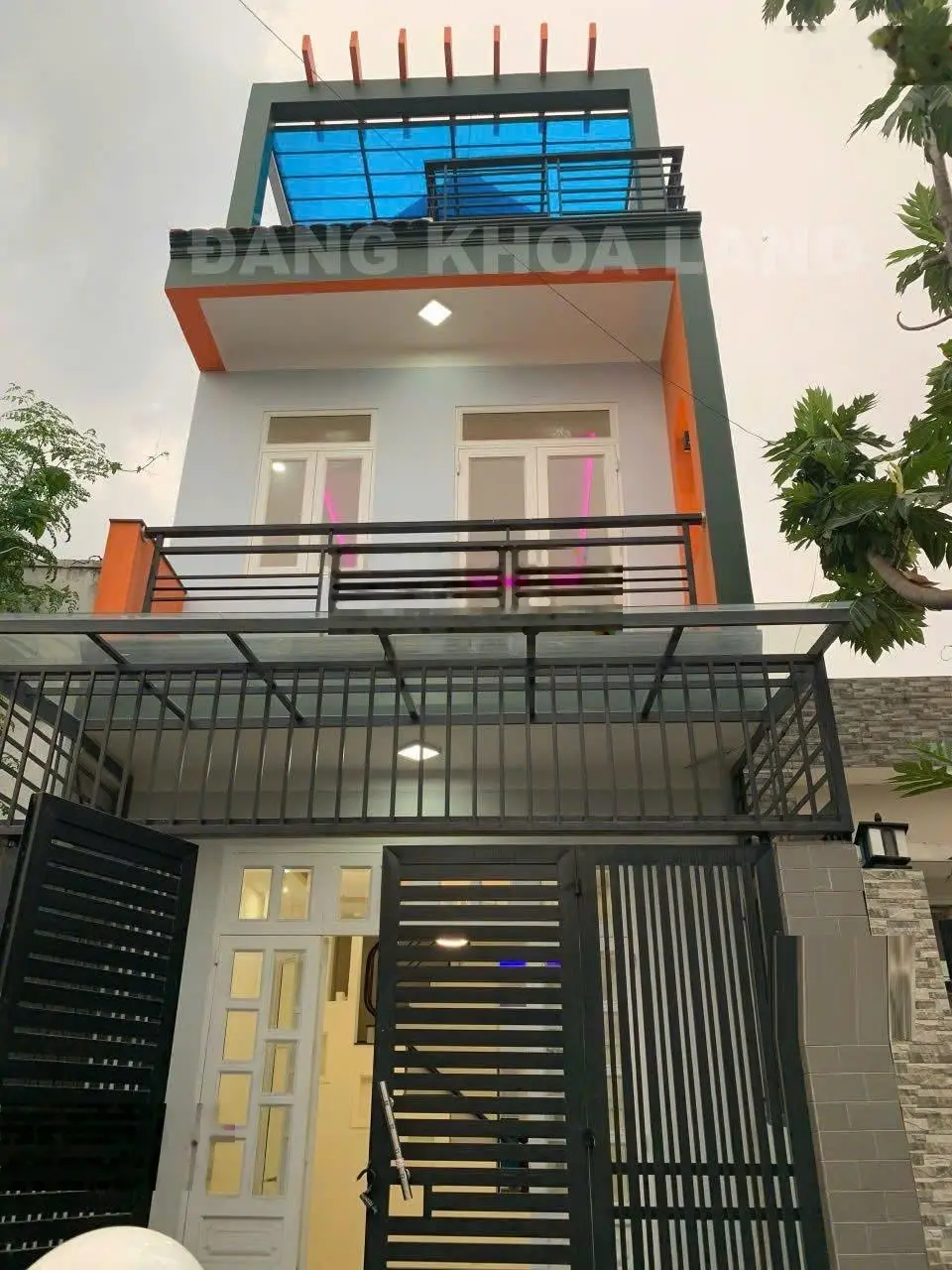 Giá chỉ 7 tỷ cho căn nhà 3 lầu tọa lạc tại Đường Số 11, Trường Thọ, Thủ Đức, với diện tích 120 m2