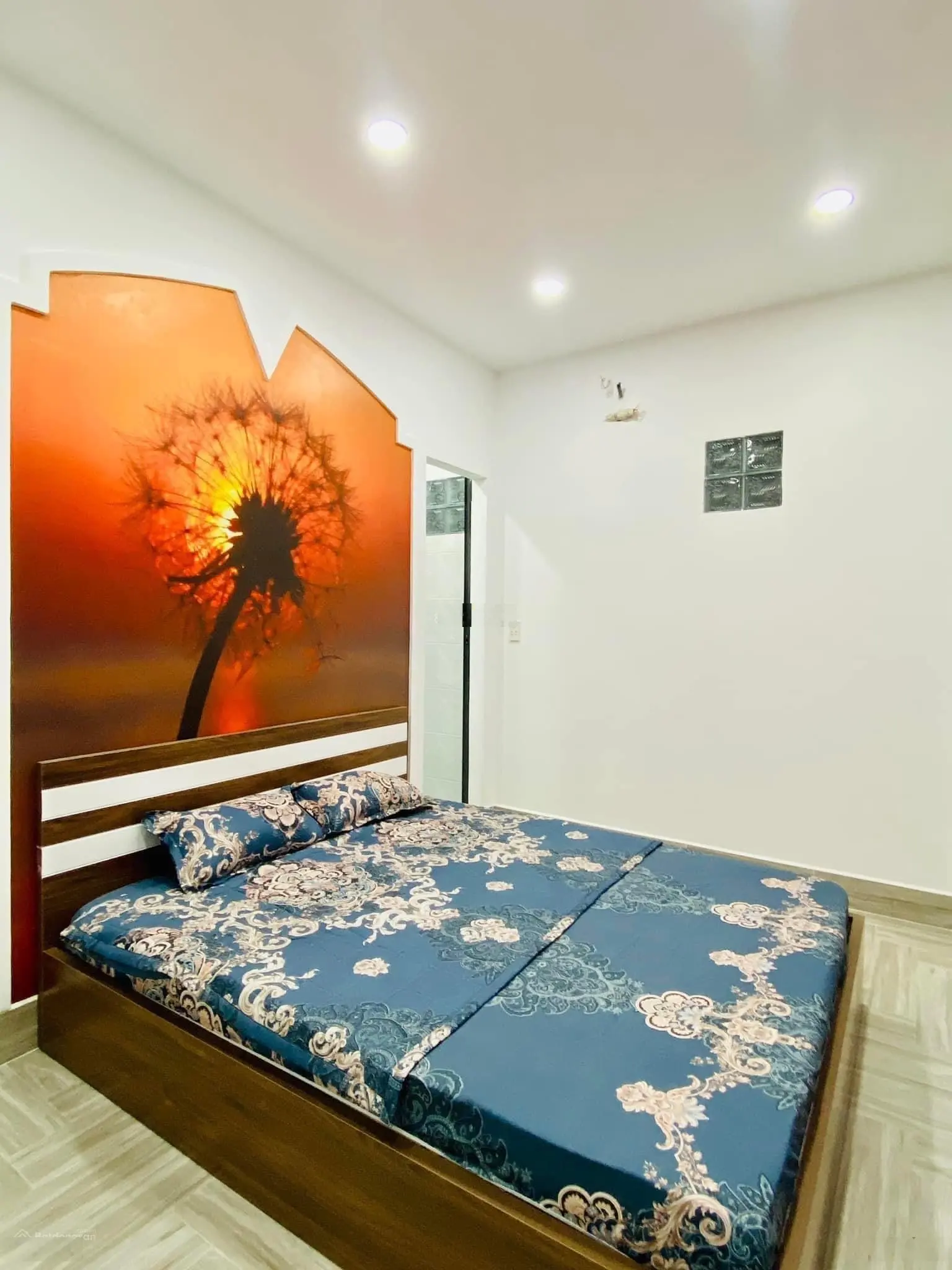 Nhà Tô Hiến Thành P15 Q10 DT 59.7m2, đang cho thuê 18tr/tháng. Sổ sẵn hoàn công đầy đủ