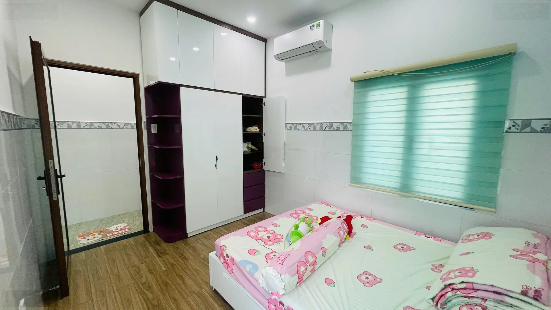 Bán Nhà Khu Dân Cư Phường Phước Hải, TP Nha Trang, nhà 1 trệt 1 lửng , 3pn, 2wc, ô tô tận cửa, SHR