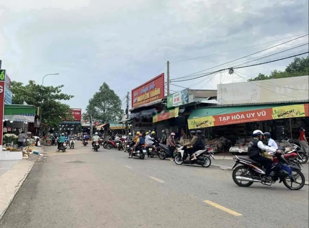 Lô GÓC VIP2 300m VĨNH TÂN GẦN CHỢ CHÍN CHỦ VÀ bán 2 lô 5m sâu 30