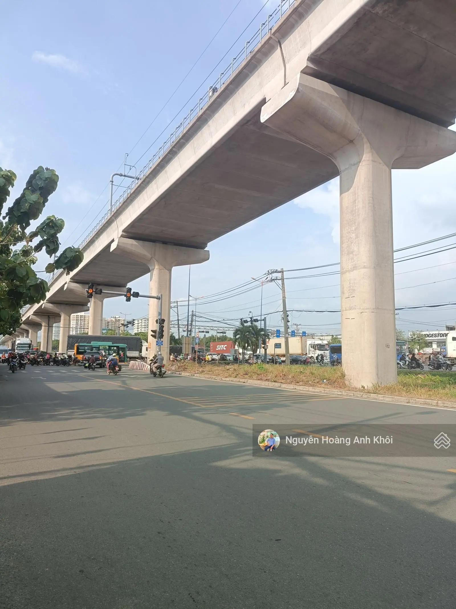 Bán Nhà 3 Tầng, đường 10m có lề, thông ga Metro, DT 6 x 15m vuông vức