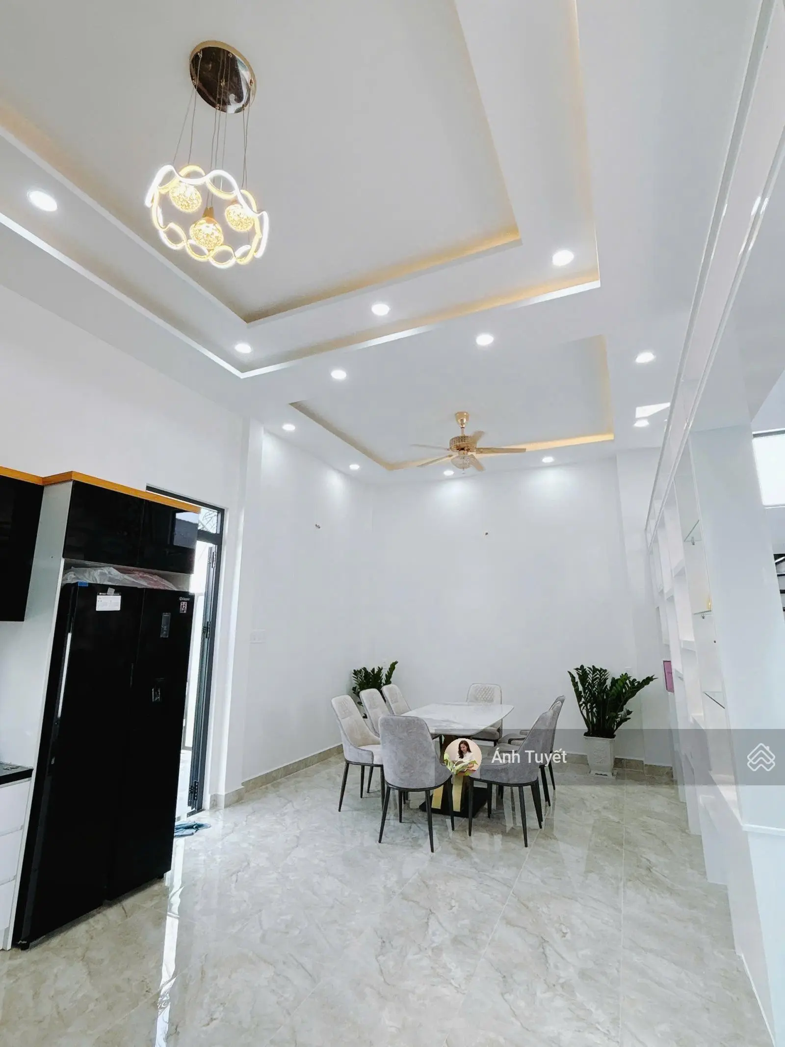 Giảm giá 600 triệu từ 1.4 tỉ xuống còn 800 triệu nhà Góc 2MT Đinh Đức Thiện 12x25m 1 lầu, SHR
