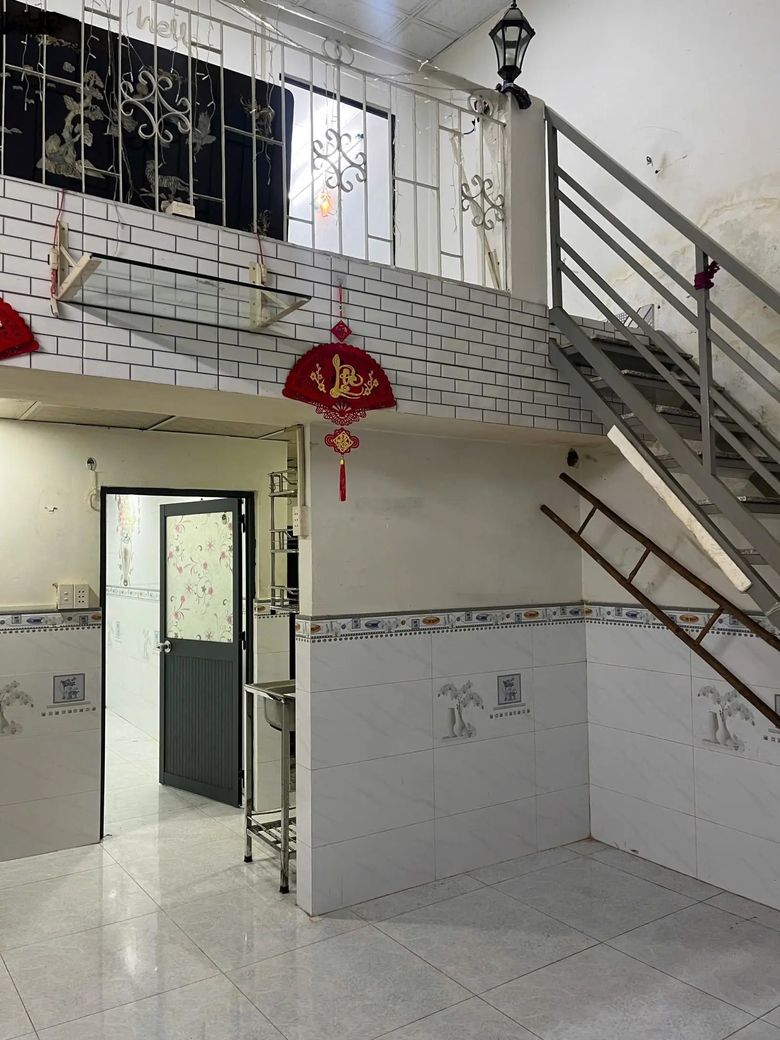 Bán Nhà Bùi Minh Trực,P5,Quận 8 Hẻm Xe Hơi Giá 2.15 Tỷ 2PN, 2WC