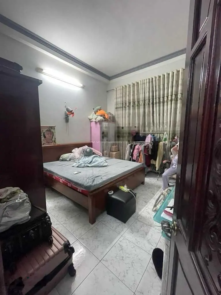 Bán nhà Bình Tân, Hương Lộ 2, DT to, hẻm 5m, giá rẻ - 5,5 x 12 - 4 tầng - chỉ 5,25 tỷ