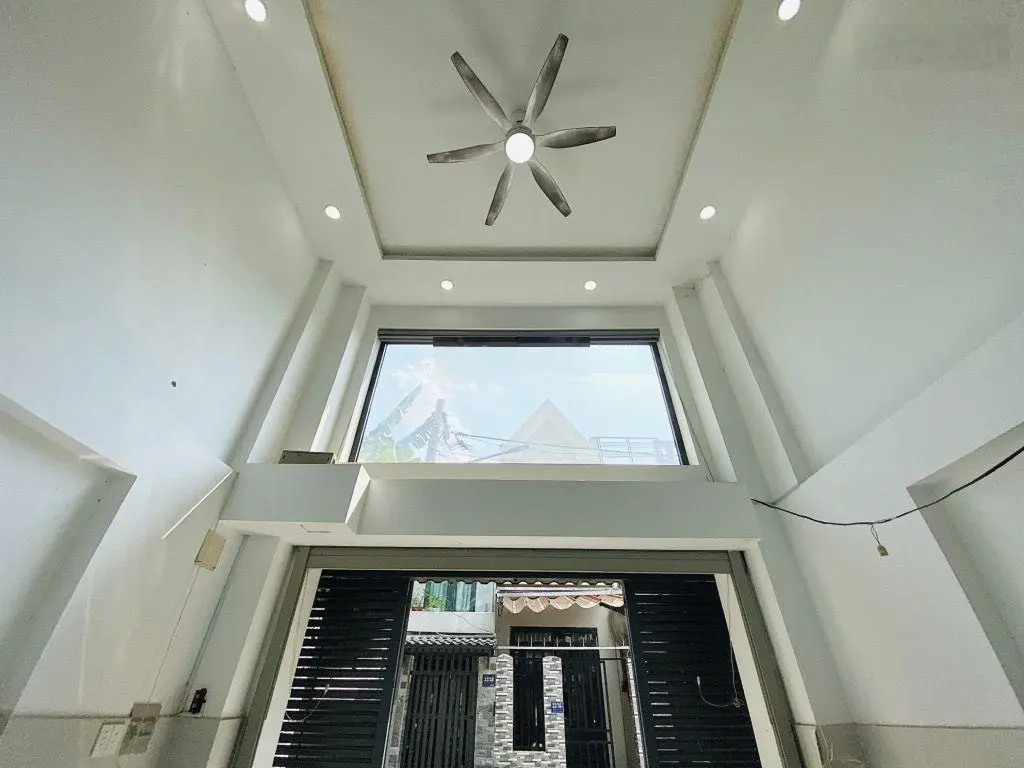Bán nhà kpl - 3 tầng 56m2 - hoàn công - xe hơi ngủ trong nhà, trường thọ thủ đức, chỉ 6 tỷ x