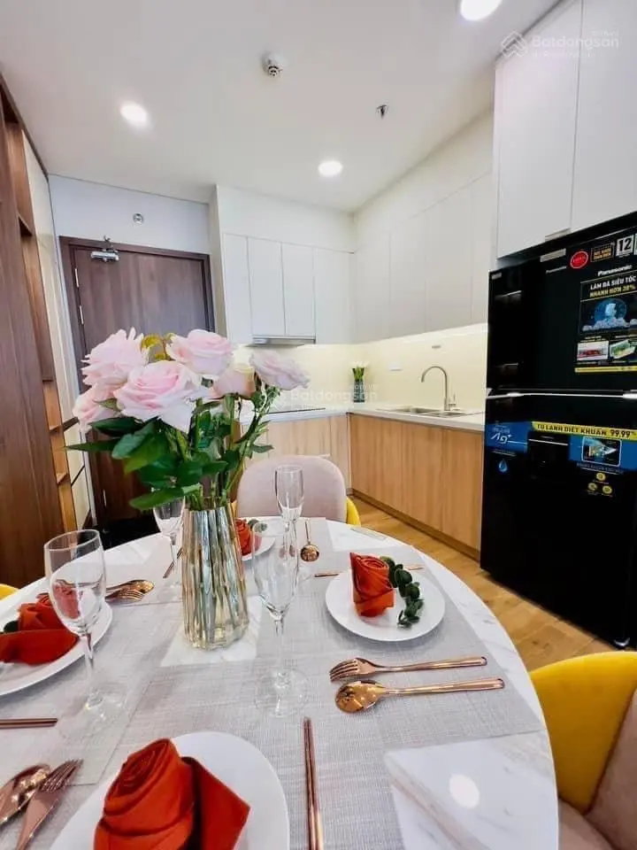 Hàng ngộp cần bán gấp căn hộ Akari city GĐ2. Giá: 3 tỷ150. View Hồ Bơi, hạn mức vay 70%. 0906 651 ***