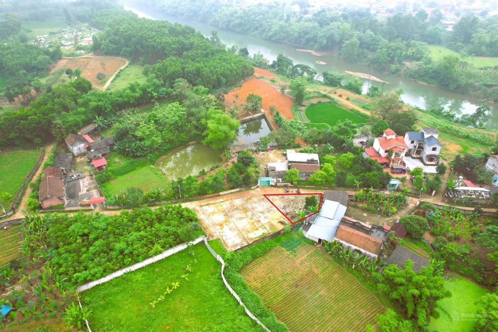 Siêu rẻ - 158m2 đất có thổ cư Phú Bình, view sông tuyệt đẹp, giá chỉ 255tr