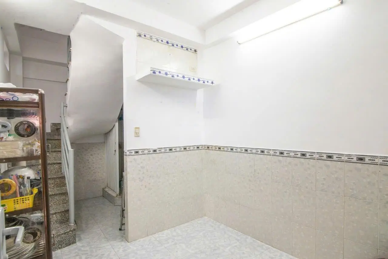 Siêu hiếm nhà trung tâm quận 1 hẻm xe hơi 3 tầng 45m2 giá chỉ 4,2 tỷ ở sướng kinh doanh đỉnh