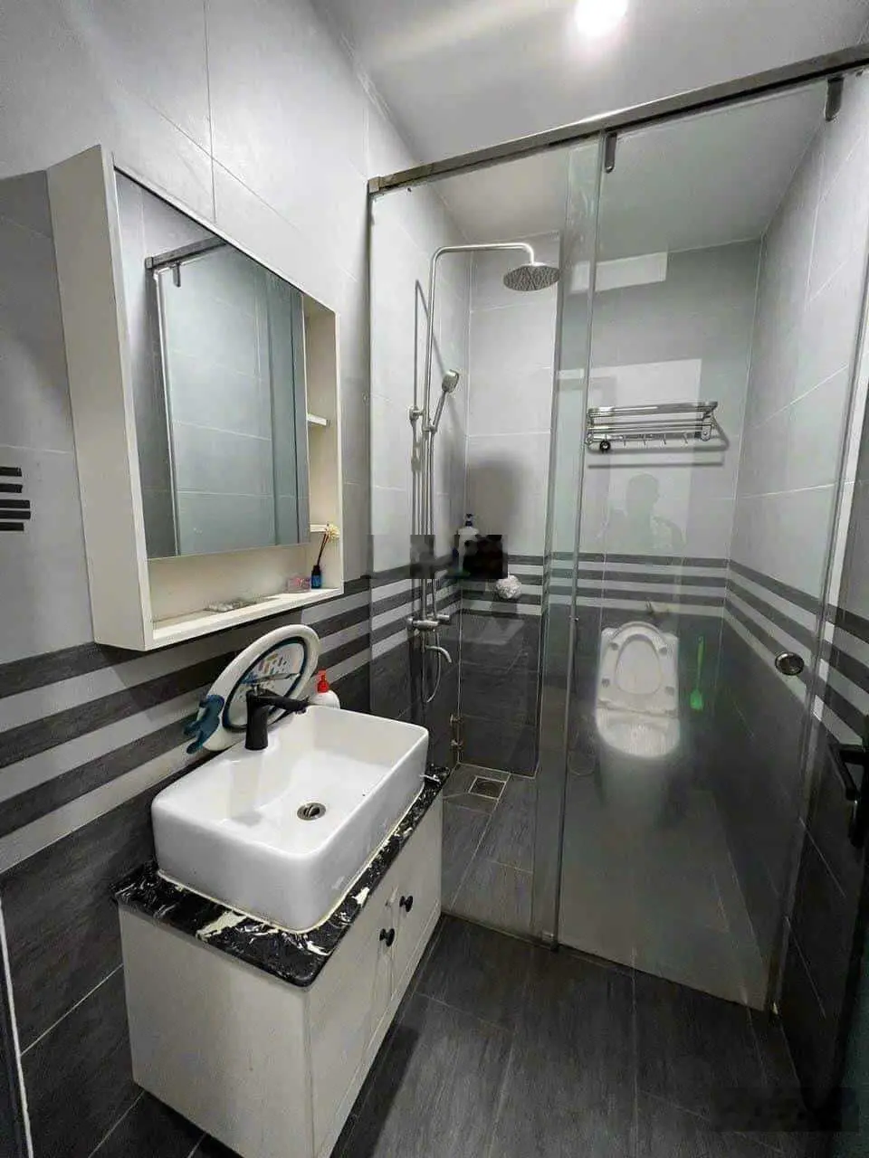 Chính chủ bán nhà đường 297 Phước Long B, Quận 9 ,63m2, 1 trệt 2 lầu