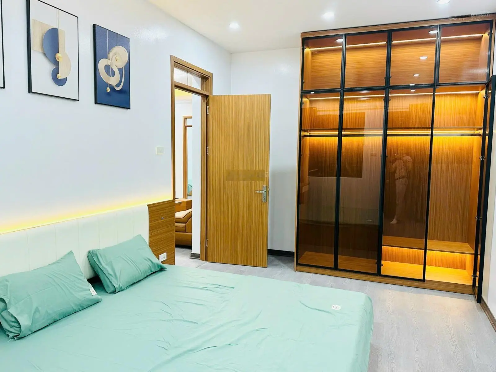 Siêu phẩm duy nhất tại ngã tư Lê Văn Lương, bán gấp CH tòa 18T1, 107m2 3PN 2WC giá 7,3 tỷ full NT