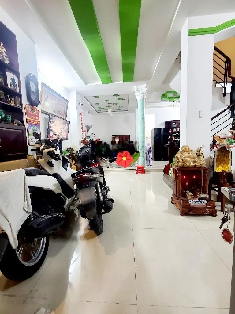 Chỉ 11,x tỷ - 90m2 - 4tầng btct - hẻm 5m xe hơi -tô hiến thành - p.14,q.10