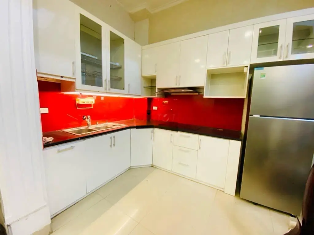 BÁN NHÀ CẠNH DƯƠNG NỘI -HÀ ĐÔNG 30M2- 2 THOÁNG-5 TẦNG- MT 7,7M- HIẾM