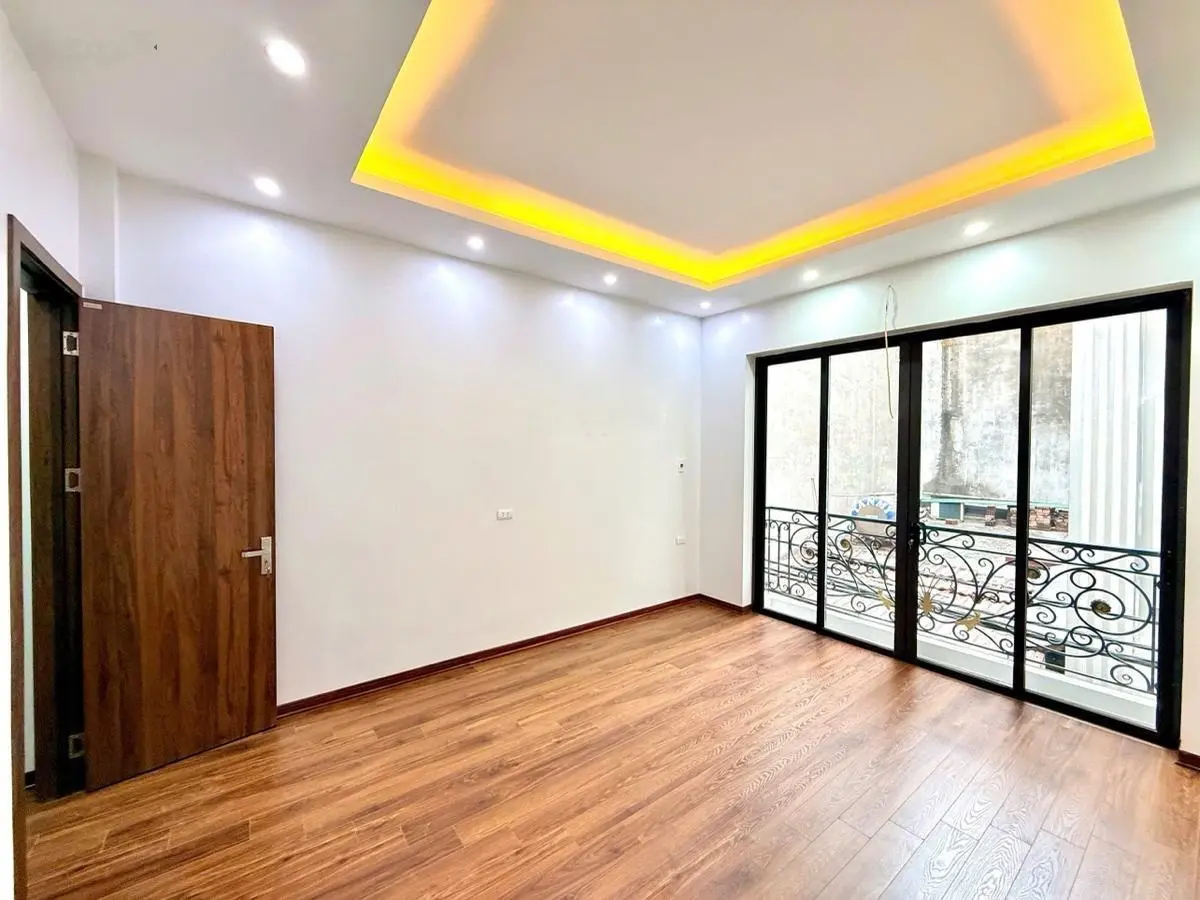 Hoa hậu đường láng quận đống đa
