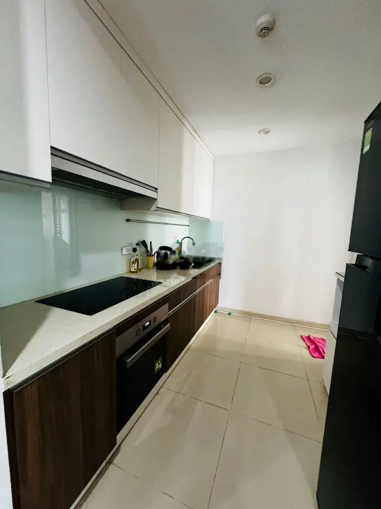 Chính chủ gửi bán nhà riêng ngõ 12 Hàm Nghi, dt 39mx6 tầng,lh ms Trang