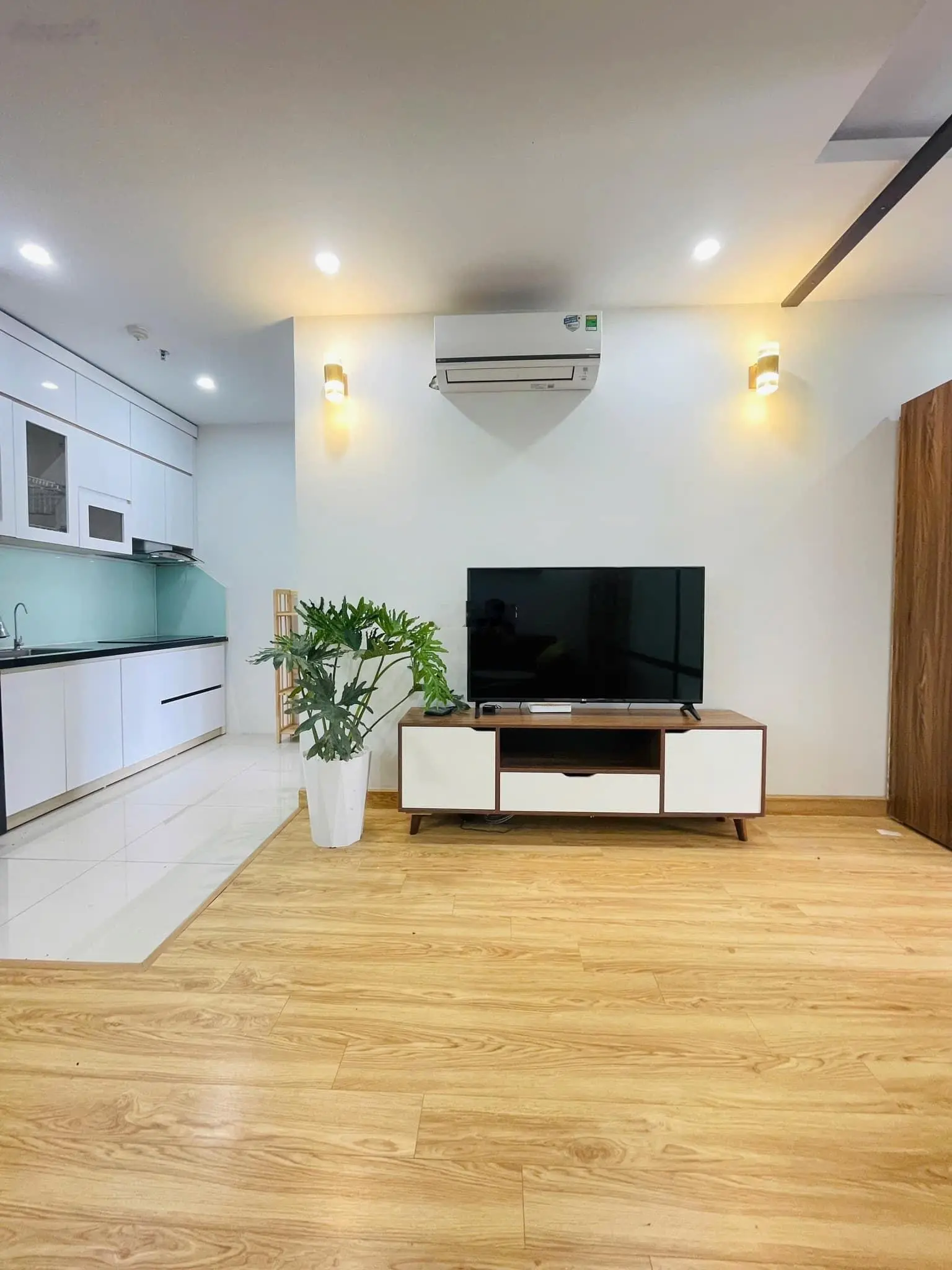 Bán căn hộ chung cư thương mại Lotus - Thành phố Bắc Ninh - Full nội thất đẹp