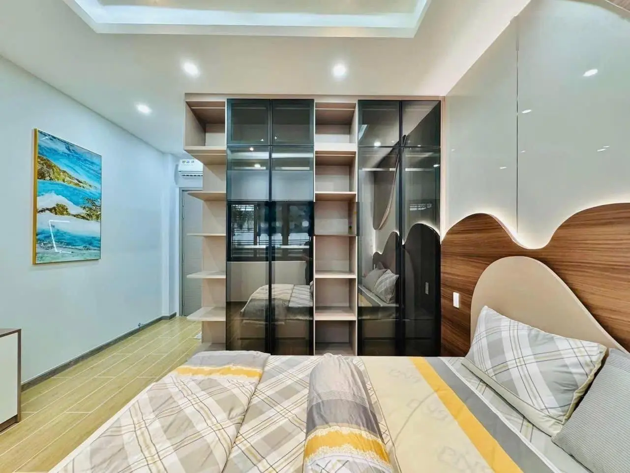 Chủ ngộp bán gấp nhà Mai Văn Ngọc Quận Phú Nhuận, giá 4tỷ1, diện tích 55m2