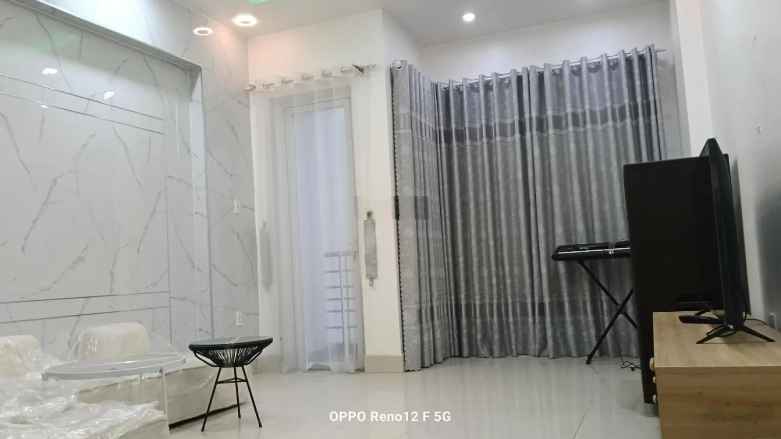 Bán nhà đẹp mặt tiền đường xe hơi khu vip cát lái quận 2 - 75m2 - giá 10,5 tỷ