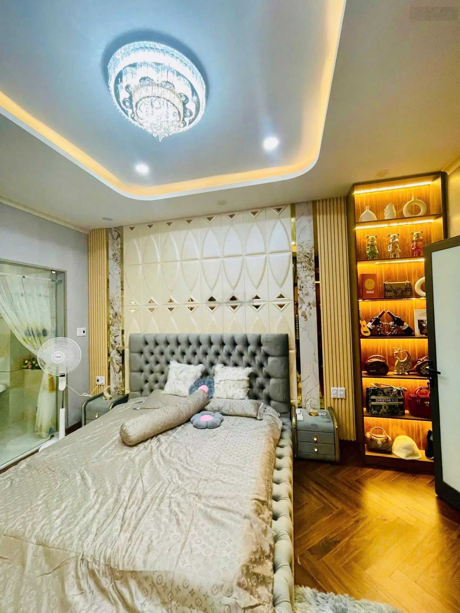 Cần bán gấp biệt thự mini trong tuần giá tốt - 3 tầng 3 mê - sát đại học ngoại ngữ đà nẵng