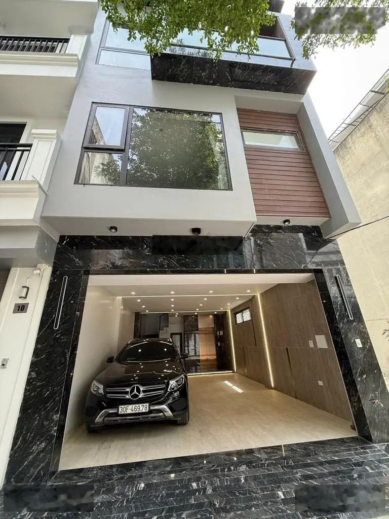 Bán nhà 7 tầng thang máy.khu a38 tư đình,full nội thất,gara 2 ô tô.sát him lam,ngay aeon.giá rẻ đt.