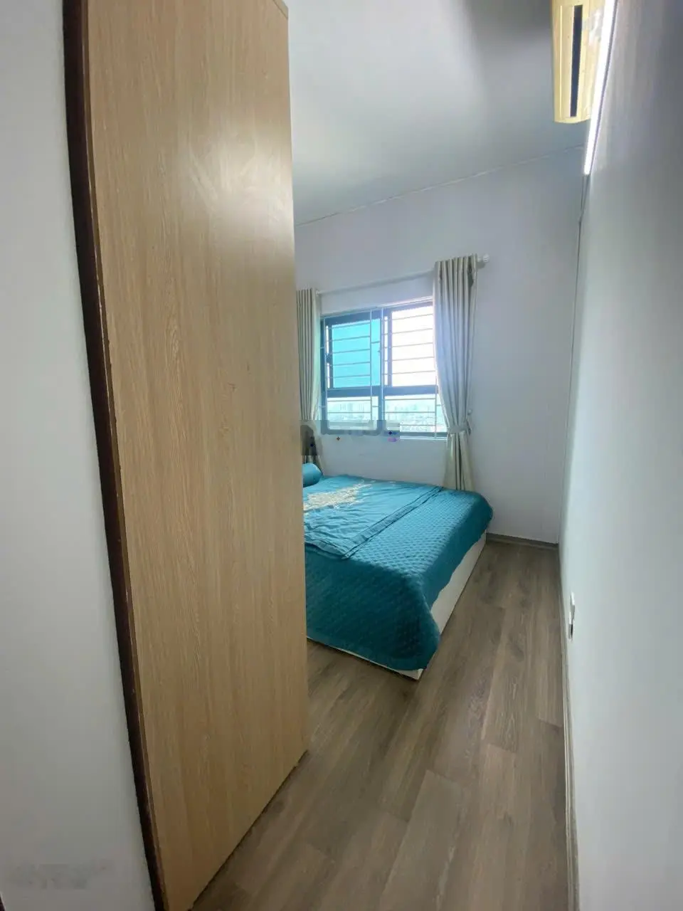 Bán gấp căn hộ căn góc CT12 KVKL - nội thất mới cứng - sổ đỏ chính chủ-ban công mát mẻ-giá cực tốt