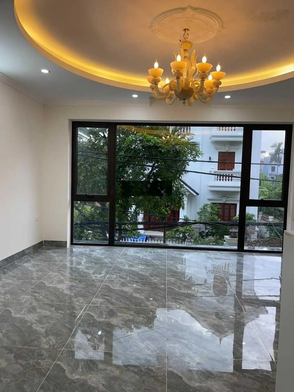Bán nhà Thạch Bàn 46m2 x 6 tầng, thang máy x 5,3m mặt tiền, ngõ ô tô tránh nhau, kinh doanh
