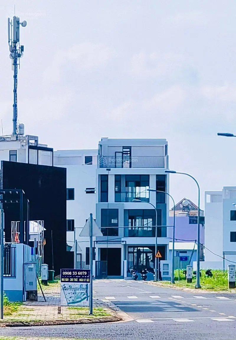 Giảm sâu gần 1 tỷ bán nền đất Đông Tăng Long 130m2, tặng kèm căn nhà xây 3 tấm rưỡi
