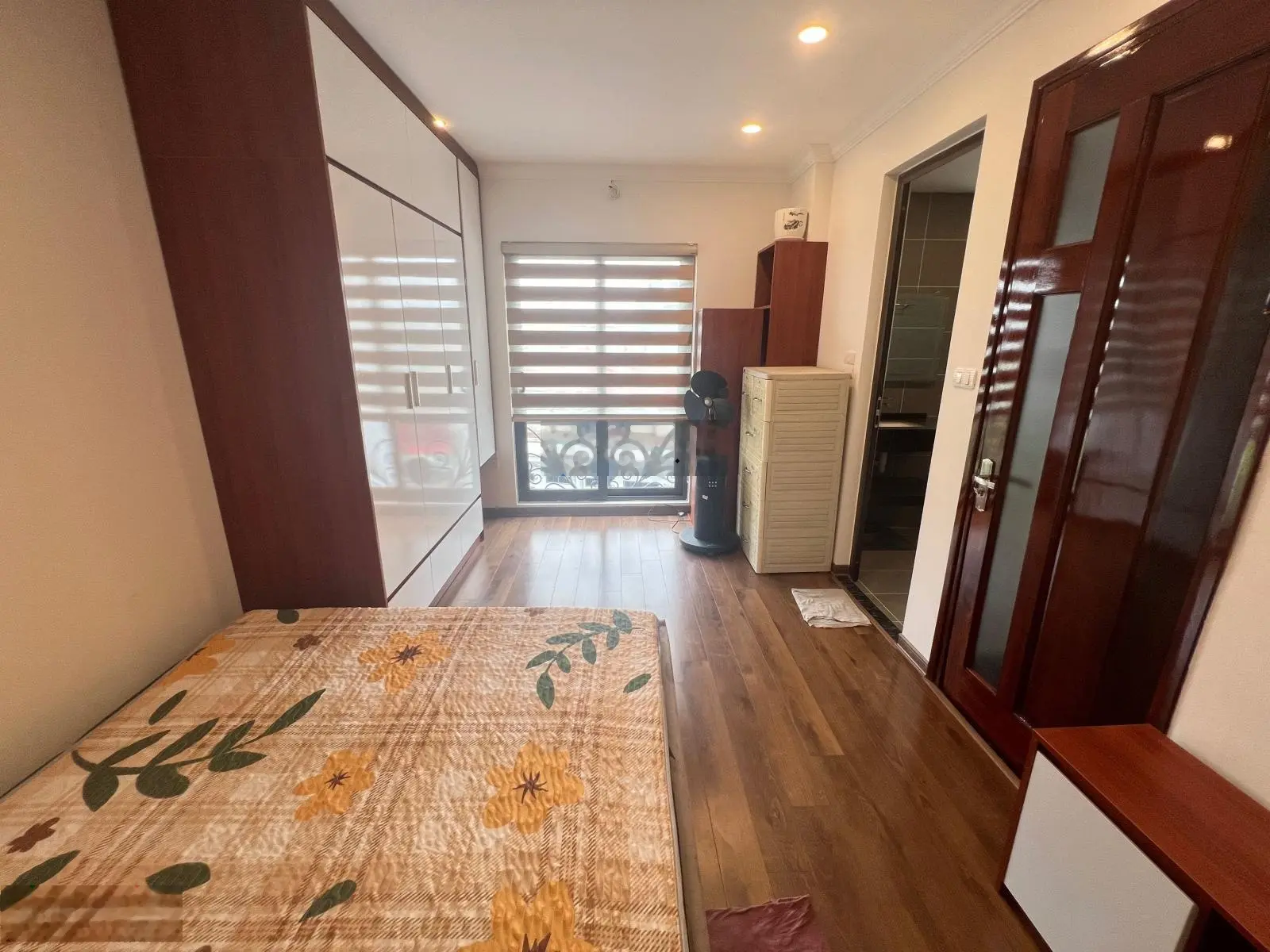 Cực hiếm Phúc Lợi, nhà đẹp full nội thất 6 tầng, MT 6m ô tô đỗ cổng, dân trí cao an cư, 4.6 tỷ
