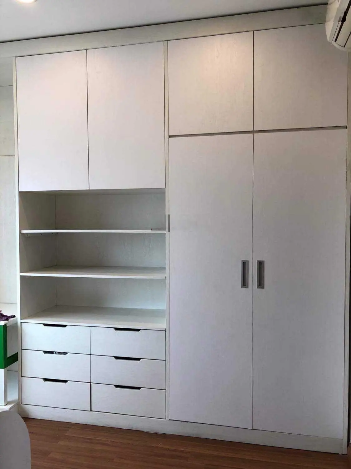 Gia chủ tôi cần bán căn hộ 60m2 tại Resco Cổ Nhuế full NT BC ĐN giá 2,6 tỷ BP có TL