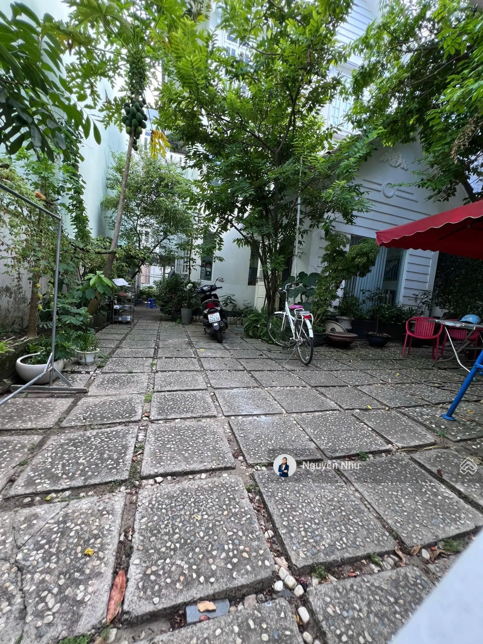Bán biệt thự đường Dương Tự Quán, thông Lê Quang Đạo, 182 m2 rộng gần 10m, giá 21.5 tỷ