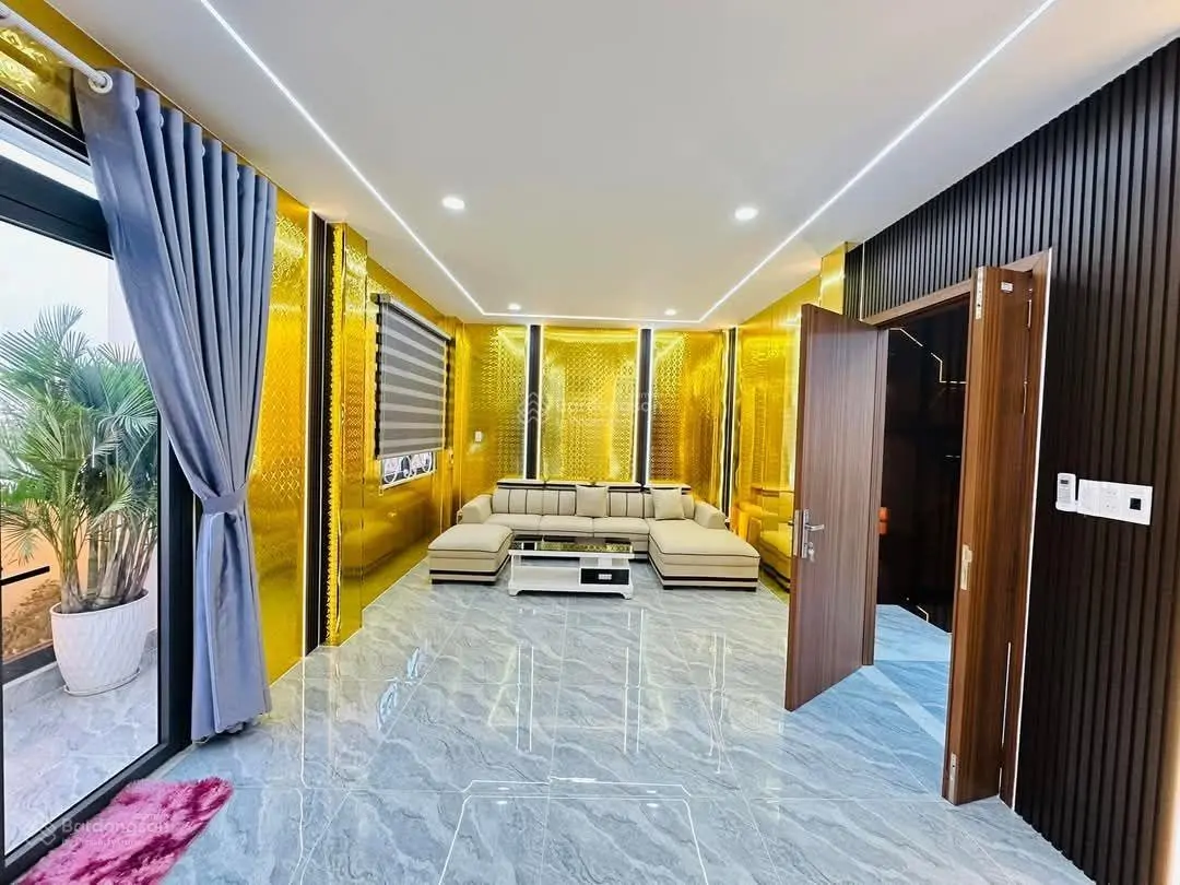 Biệt thự mặt tiền 7x15m có thang máy, nội thất full đẹp đường 12m Tân Chánh Hiệp 10, Q12