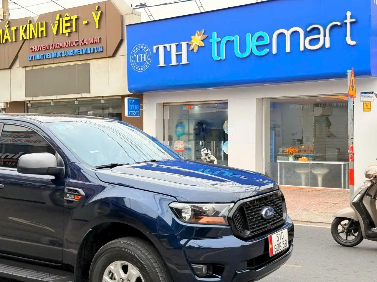Mặt tiền kinh doanh tây hoà thủ đức- dt 100m2 ngang 5m - giá 12 tỷ
