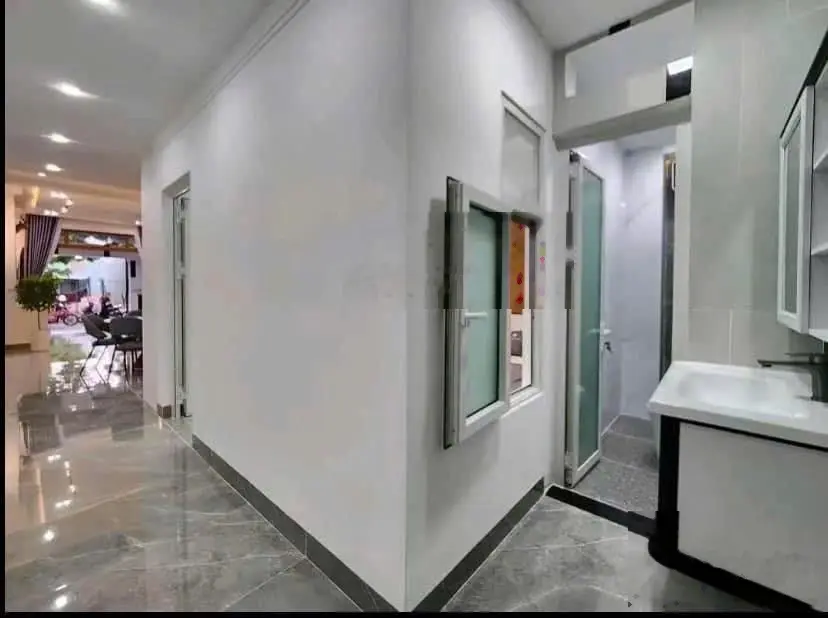 Bán nhà hẻm ô tô số 14 Thân Nhân Trung Tân Bình. Giá 3tỷ640TR Sổ hồng riêng, diện tích 47,15m2