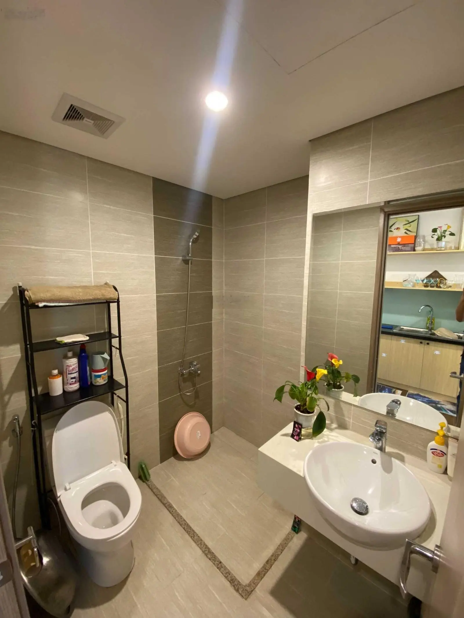 Bán gấp căn studio full đồ mới toà S101 Smart City 1,93 tỷ bao phí