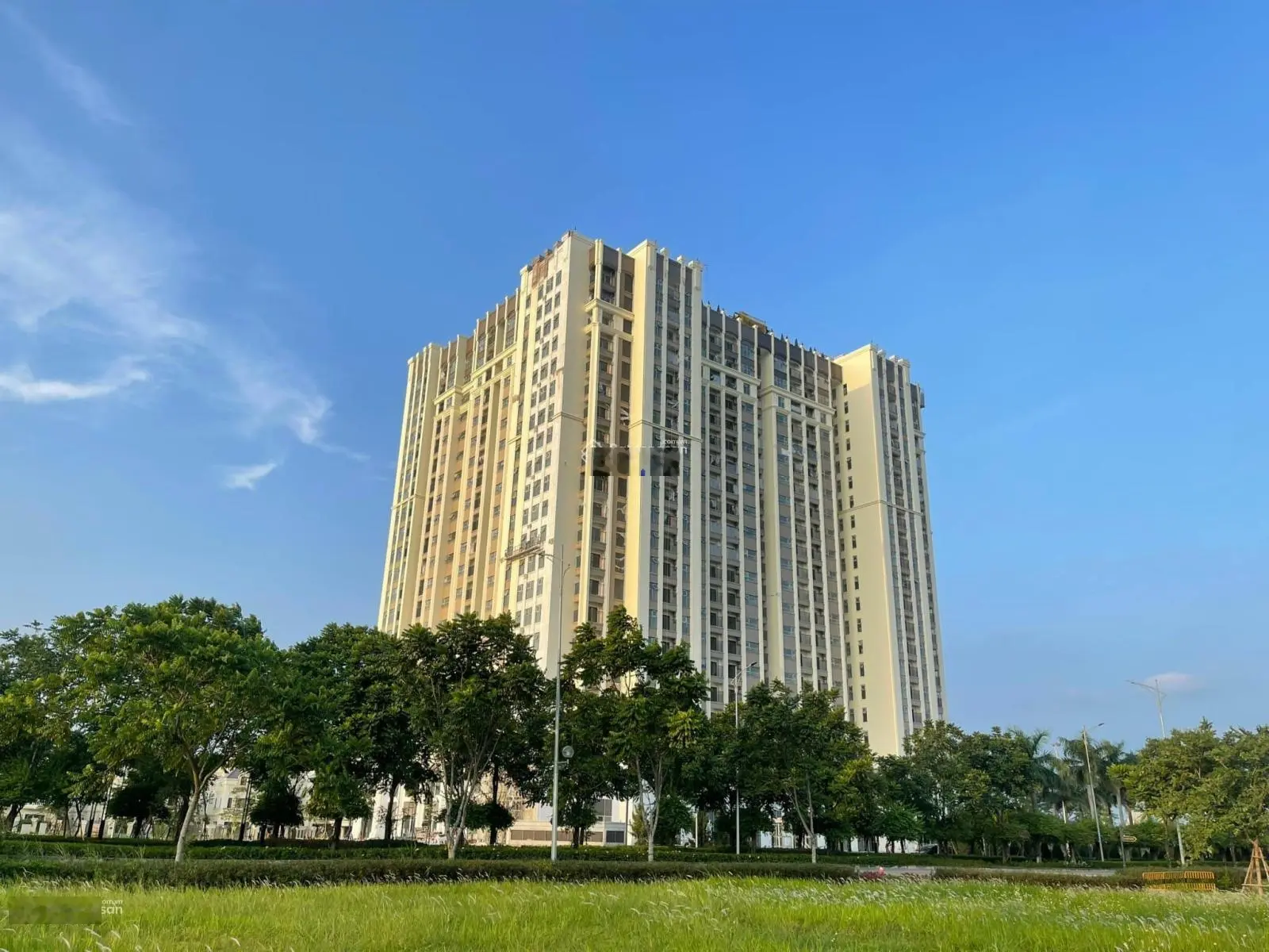 Bán căn hộ chung cư 72m2 tại tòa Moonlight 1, giá 4,650 tỷ vnd - view đẹp hàng hot
