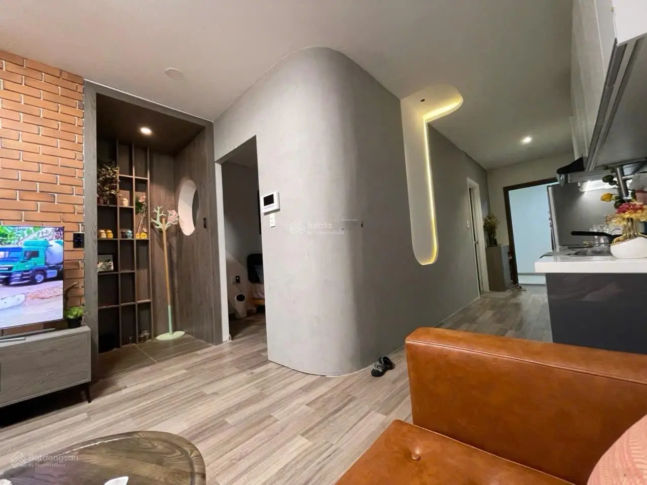 Cần tiền bán nhanh căn hộ the monarchy đường trần hưng đạo view sông hàn. - diện tích 50m2 tần