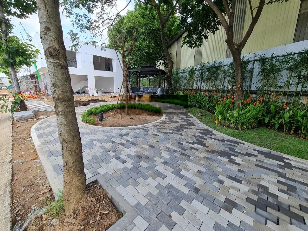 Sở hữu nhà phố compound trung tâm đô thị công nghiệp chỉ 990 triệu, giá rẻ nhất khu vực hiện tại