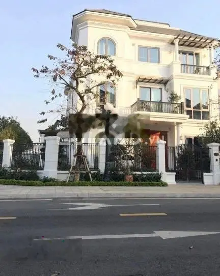 Tôi cần bán căn biệt thự đơn lập Vinhomes Green Villas 235 triệu/1m2 giá thật LH 0923 366 ***