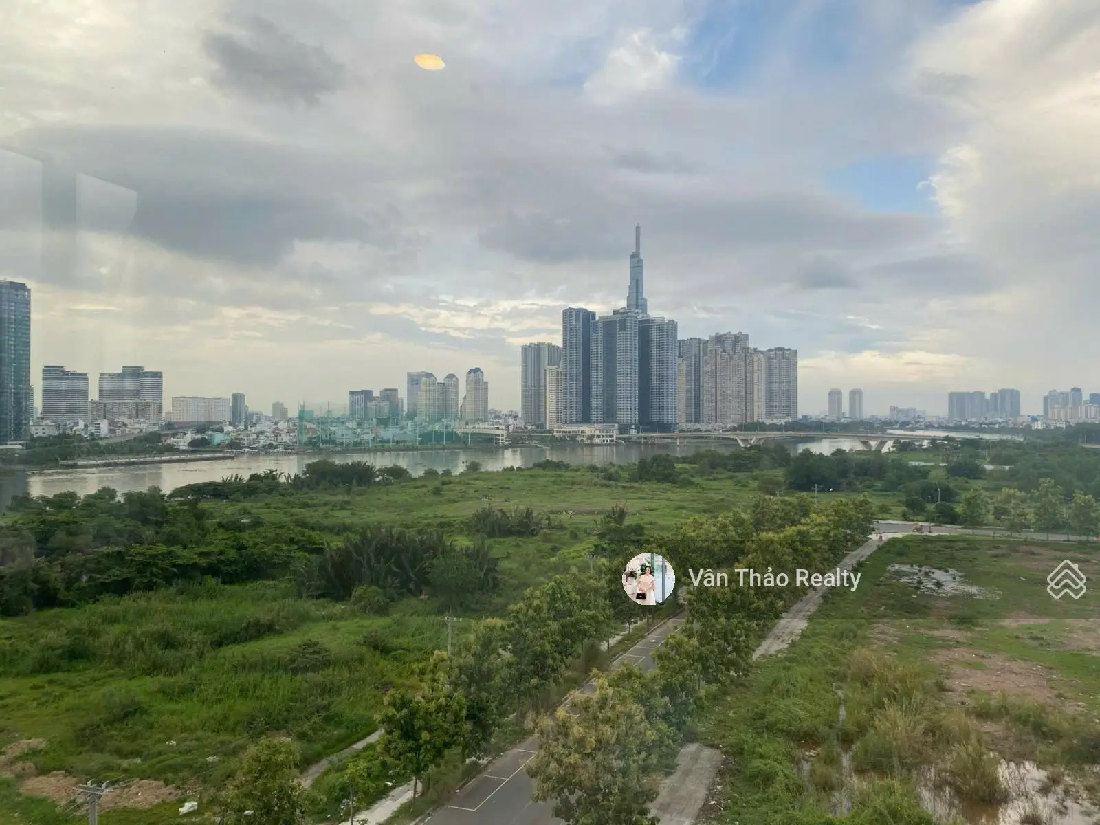 View trực diện sông + Landmark 81 - Căn hộ 4PN Metropole Thu Thiem full nội thất - 2p di chuyển Q1