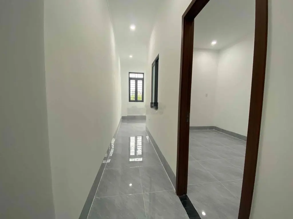Bán căn nhà 2 lầu tặng nội thất tại tp thuận an bình dương