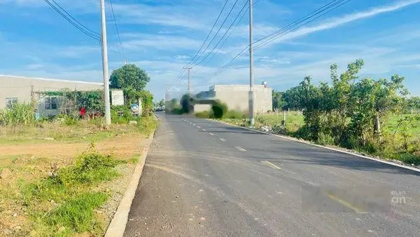 895m2 đất thị trấn Đất Đỏ gần khu công nghiệp ngang 13.7 x 71m thổ cư 100m2 đường nhựa