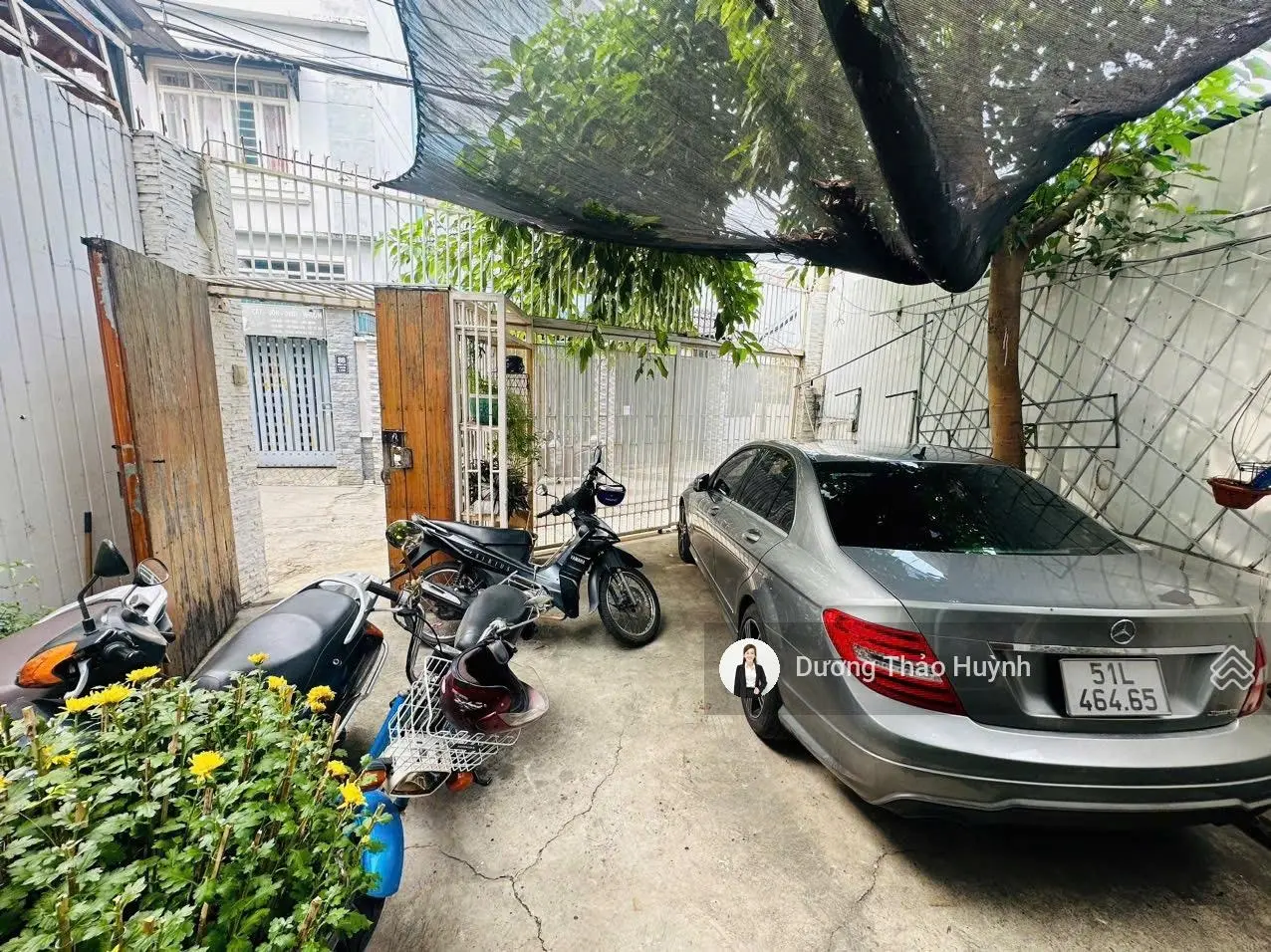 Nhà Mặt Tiền 3 Tầng sát Võ Văn Ngân Full Thổ(6x22) Thiết kế cực đẹp- Sân đỗ oto! Không có căn thứ 2