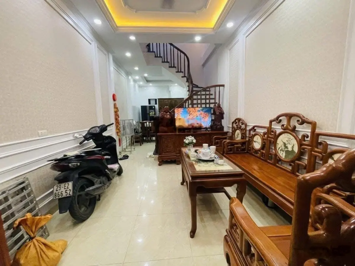 Phố Minh Khai - 34m2 x 4 tầng - nhà dân xây - 50m ra ô tô tránh - ngõ rộng